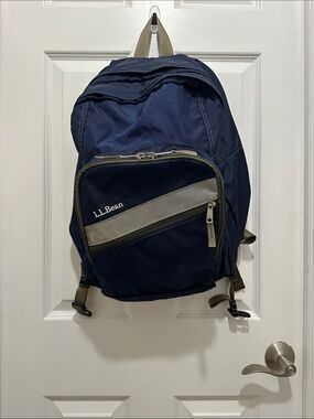 L.L. Bean Vintage Deluxe Book Pack